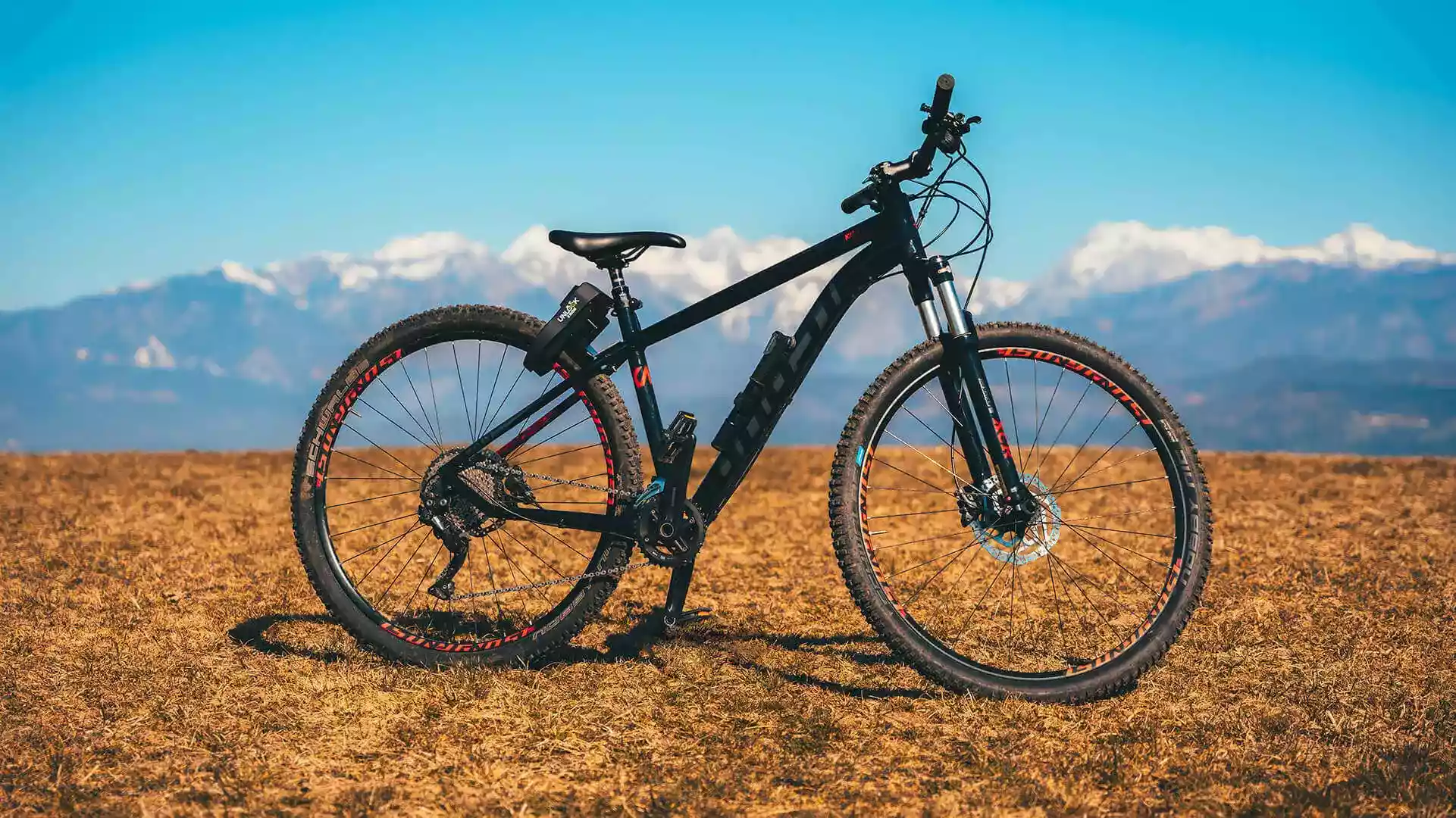 Smart bicycle lock